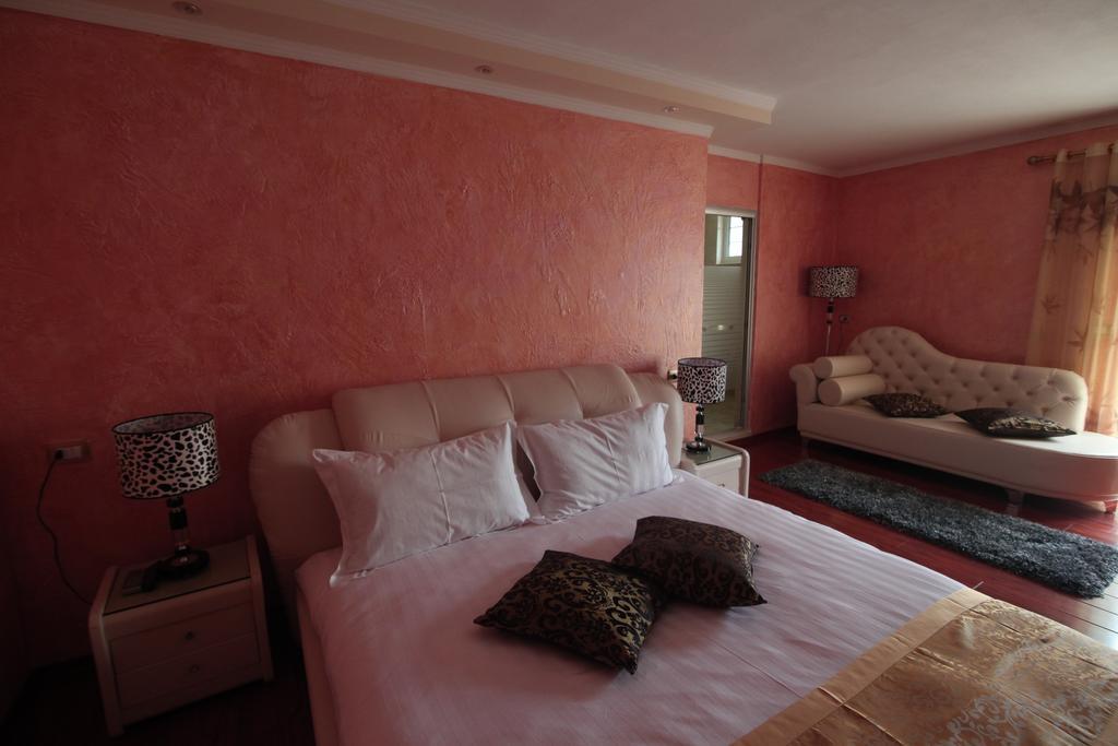 Hotel Carmen Shkodër 部屋 写真