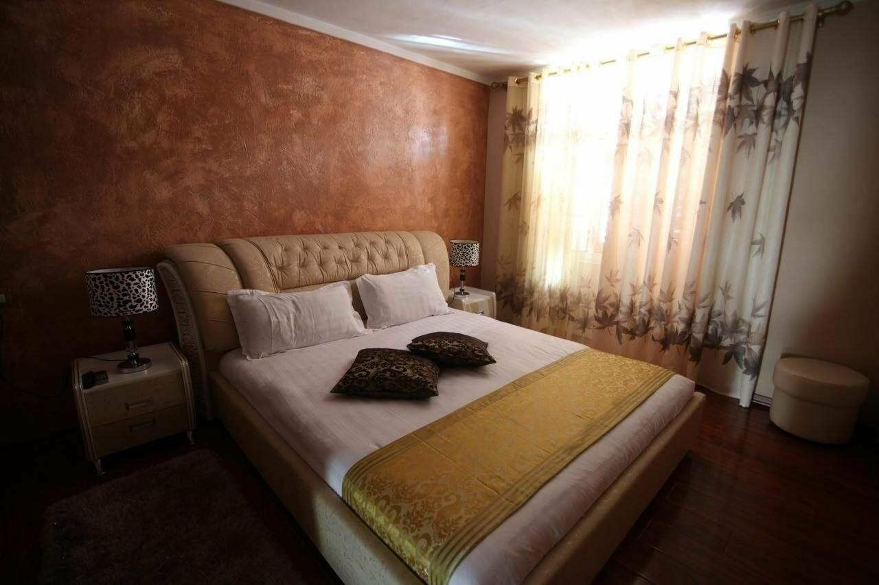 Hotel Carmen Shkodër エクステリア 写真